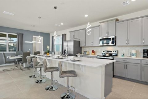 Villa ou maison à vendre à Kissimmee, Floride: 6 chambres, 278.52 m2 № 2218360 - photo 24