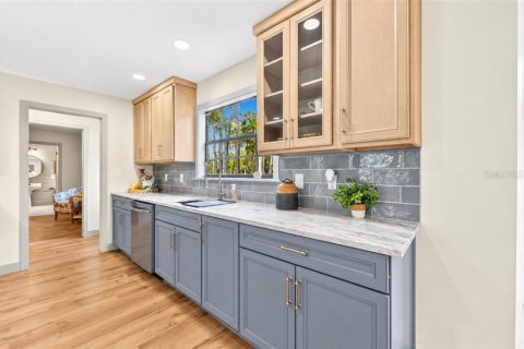 Villa ou maison à vendre à Daytona Beach, Floride: 4 chambres, 248.14 m2 № 2398542 - photo 15