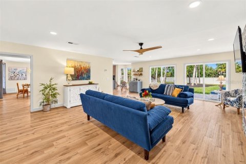 Villa ou maison à vendre à Daytona Beach, Floride: 4 chambres, 248.14 m2 № 2398542 - photo 27
