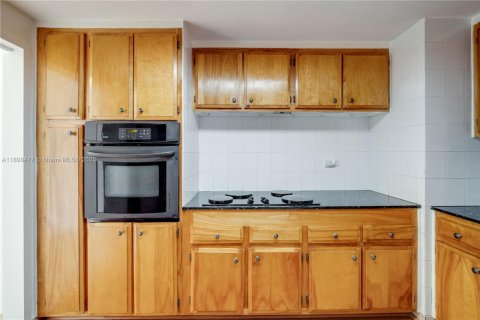Condominio en venta en Miami, Florida, 1 dormitorio, 94.02 m2 № 1952008 - foto 16