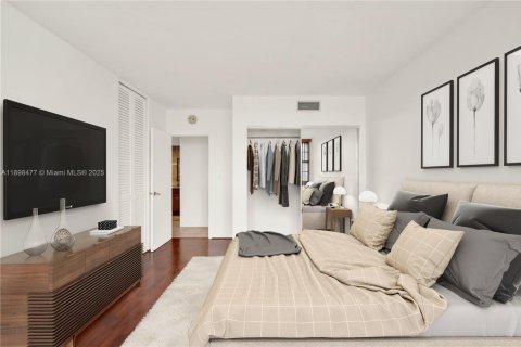 Condominio en venta en Miami, Florida, 1 dormitorio, 94.02 m2 № 1952008 - foto 21