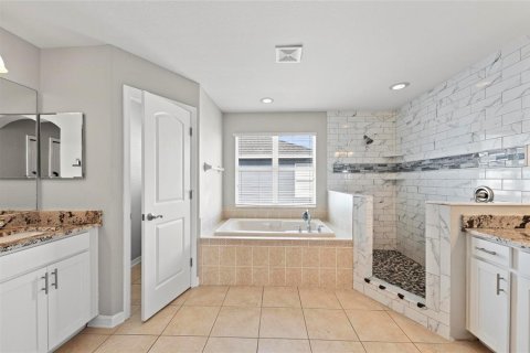 Villa ou maison à vendre à Bradenton, Floride: 5 chambres, 256.5 m2 № 2210020 - photo 21