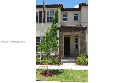 Таунхаус в Майами, Флорида 3 спальни, 161.65м2 № 2004881