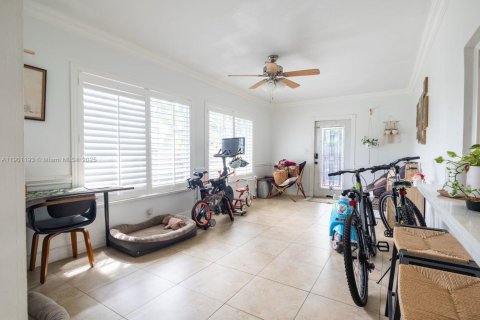 House in Pembroke Pines, Florida 3 bedrooms, 178 sq.m. № 1953156 - photo 29