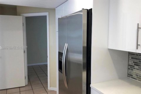 Touwnhouse à louer à Aventura, Floride: 2 chambres, 155.43 m2 № 2029348 - photo 28