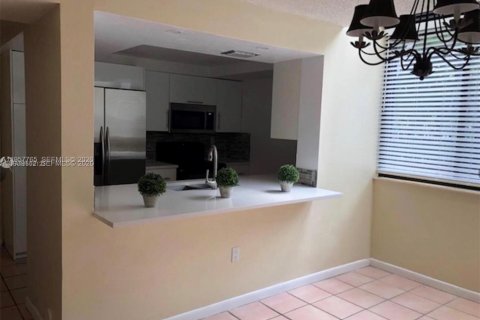 Touwnhouse à louer à Aventura, Floride: 2 chambres, 155.43 m2 № 2029348 - photo 20