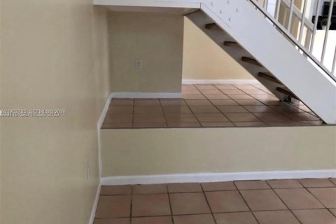 Touwnhouse à louer à Aventura, Floride: 2 chambres, 155.43 m2 № 2029348 - photo 19
