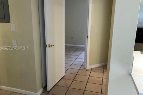 Touwnhouse à louer à Aventura, Floride: 2 chambres, 155.43 m2 № 2029348 - photo 29