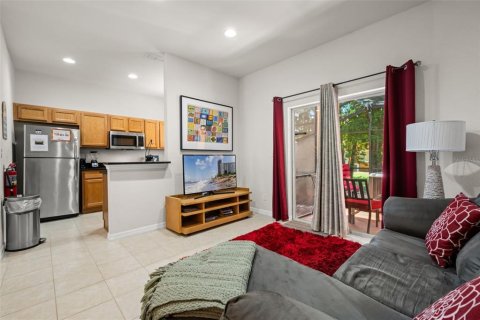 Touwnhouse à vendre à Kissimmee, Floride: 3 chambres, 133.78 m2 № 2317296 - photo 13