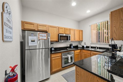 Touwnhouse à vendre à Kissimmee, Floride: 3 chambres, 133.78 m2 № 2317296 - photo 18