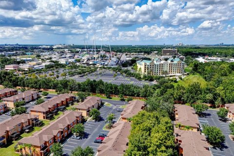 Touwnhouse à vendre à Kissimmee, Floride: 3 chambres, 133.78 m2 № 2317296 - photo 7