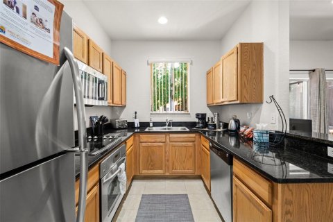 Touwnhouse à vendre à Kissimmee, Floride: 3 chambres, 133.78 m2 № 2317296 - photo 15