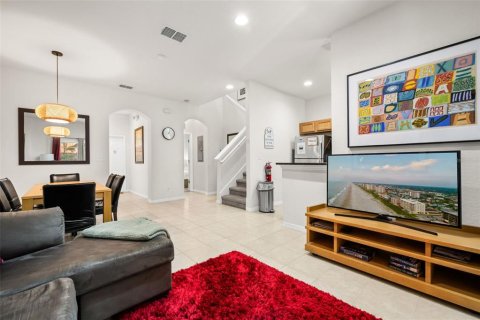 Touwnhouse à vendre à Kissimmee, Floride: 3 chambres, 133.78 m2 № 2317296 - photo 11