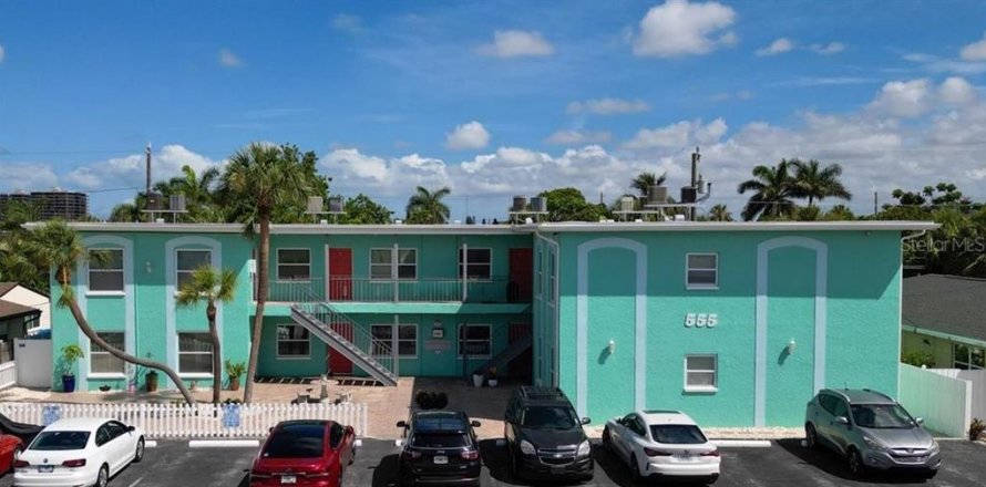 Appartement à Saint Pete Beach, Floride 2 chambres, 102.19 m2 № 2419690