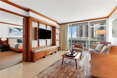 Снять в аренду кондоминиум в Майами-Бич, Флорида 1 спальня, 61.5м2, № 2052357 - фото 4