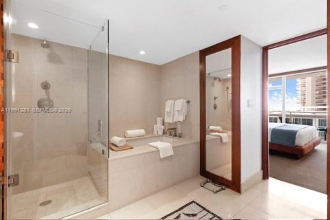 Снять в аренду кондоминиум в Майами-Бич, Флорида 1 спальня, 61.5м2, № 2052357 - фото 12