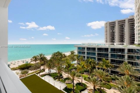 Снять в аренду кондоминиум в Майами-Бич, Флорида 1 спальня, 61.5м2, № 2052357 - фото 15