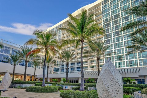 Снять в аренду кондоминиум в Майами-Бич, Флорида 1 спальня, 61.5м2, № 2052357 - фото 21