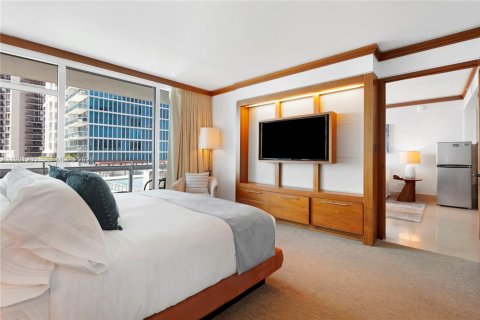 Снять в аренду кондоминиум в Майами-Бич, Флорида 1 спальня, 61.5м2, № 2052357 - фото 11