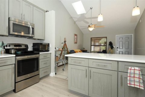 Copropriété à vendre à Winter Garden, Floride: 2 chambres, 86.4 m2 № 2203842 - photo 12