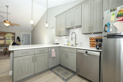 Copropriété à vendre à Winter Garden, Floride: 2 chambres, 86.4 m2 № 2203842 - photo 9