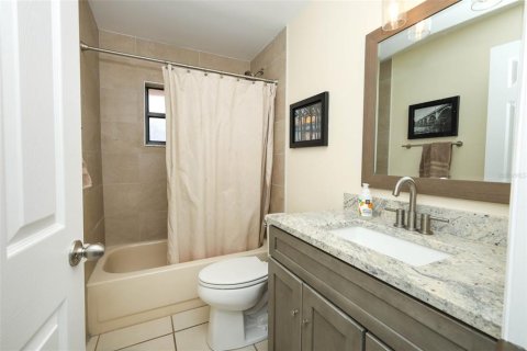 Copropriété à vendre à Winter Garden, Floride: 2 chambres, 86.4 m2 № 2203842 - photo 19