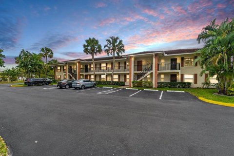 Condo in Boca Raton, Florida, 3 bedrooms  № 1208042 - photo 1