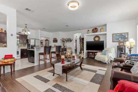 House in Punta Gorda, Florida 3 bedrooms, 187.66 sq.m. № 1786203 - photo 4