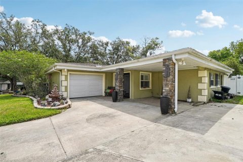 House in Ocala, Florida 4 bedrooms, 179.39 sq.m. № 1772815 - photo 2