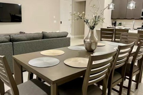 Condominio en alquiler en Four Corners, Florida, 4 dormitorios, 165.09 m2 № 1904421 - foto 14