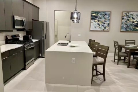 Copropriété à louer à Four Corners, Floride: 4 chambres, 165.09 m2 № 1904421 - photo 6