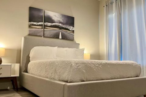 Condo in Four Corners, Florida, 4 bedrooms  № 1904421 - photo 20