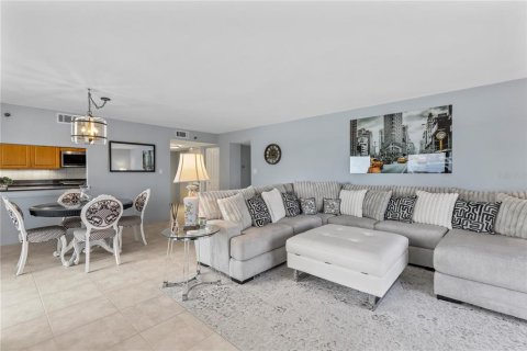 Condominio en venta en New Smyrna Beach, Florida, 2 dormitorios, 116.96 m2 № 1893829 - foto 4