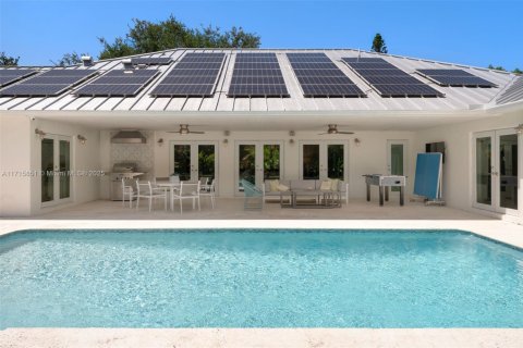 House in Pinecrest, Florida 5 bedrooms, 468.13 sq.m. № 1469509 - photo 23