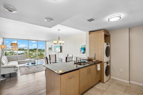 Copropriété à louer à Bal Harbour, Floride: 1 chambre, 83.24 m2 № 1698412 - photo 9