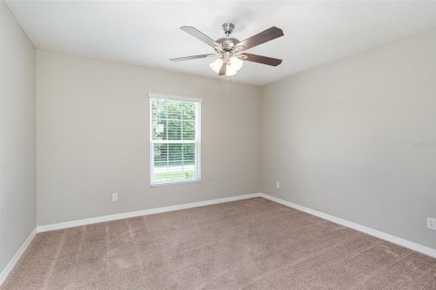 House in Palm Bay, Florida 4 bedrooms, 170.29 sq.m. № 1902383 - photo 13