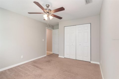 House in Palm Bay, Florida 4 bedrooms, 170.29 sq.m. № 1902383 - photo 14