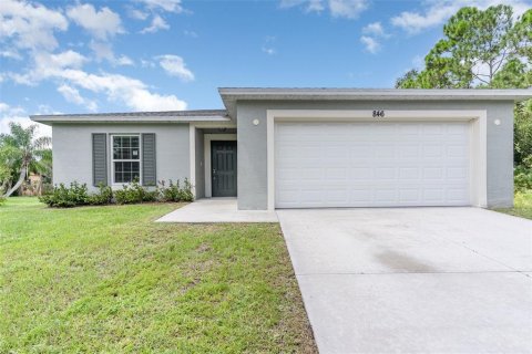 House in Palm Bay, Florida 4 bedrooms, 170.29 sq.m. № 1902383 - photo 2