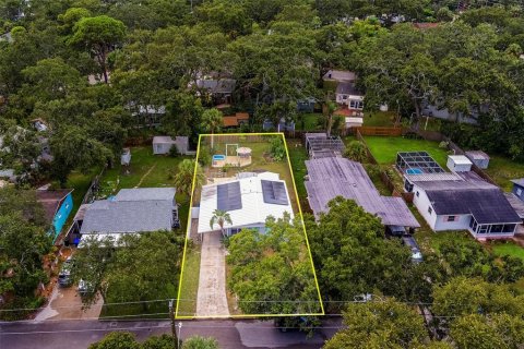 House in Saint Petersburg, Florida 3 bedrooms, 110 sq.m. № 1915744 - photo 26