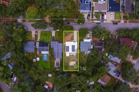 House in Saint Petersburg, Florida 3 bedrooms, 110 sq.m. № 1915744 - photo 25