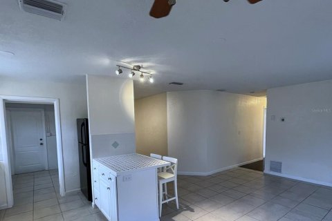 Villa ou maison à vendre à Saint Petersburg, Floride: 3 chambres, 100.89 m2 № 2358512 - photo 17