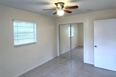 Villa ou maison à vendre à Saint Petersburg, Floride: 3 chambres, 100.89 m2 № 2358512 - photo 7