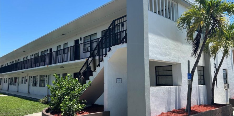 Appartement à Miami, Floride 1 chambre, 41.81 m2 № 2178093