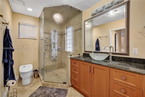 Villa ou maison à vendre à Hollywood, Floride: 6 chambres, 241.92 m2 № 2010123 - photo 30