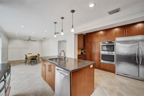 Villa ou maison à vendre à Hollywood, Floride: 6 chambres, 241.92 m2 № 2010123 - photo 17