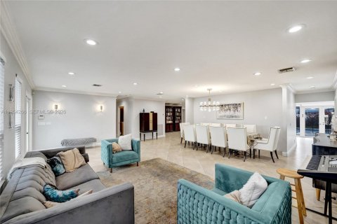 Villa ou maison à vendre à Hollywood, Floride: 6 chambres, 241.92 m2 № 2010123 - photo 8