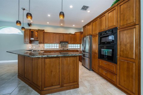 House in Palm Harbor, Florida 3 bedrooms, 293.94 sq.m. № 1789219 - photo 27