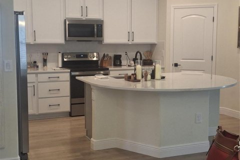 Villa ou maison à vendre à New Port Richey, Floride: 4 chambres, 192.68 m2 № 2114443 - photo 5