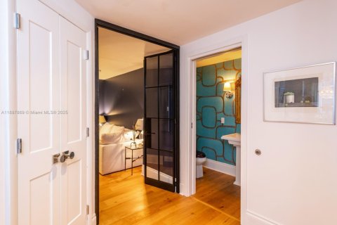 Copropriété à vendre à Miami, Floride: 3 chambres, 161.09 m2 № 1965033 - photo 28