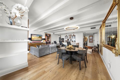 Copropriété à vendre à Miami, Floride: 3 chambres, 161.09 m2 № 1965033 - photo 4